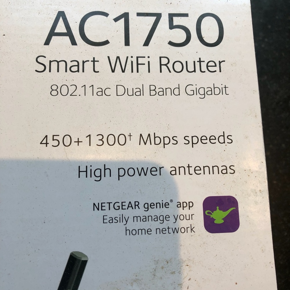Linksys Netgear AC1750 smart wifi Router